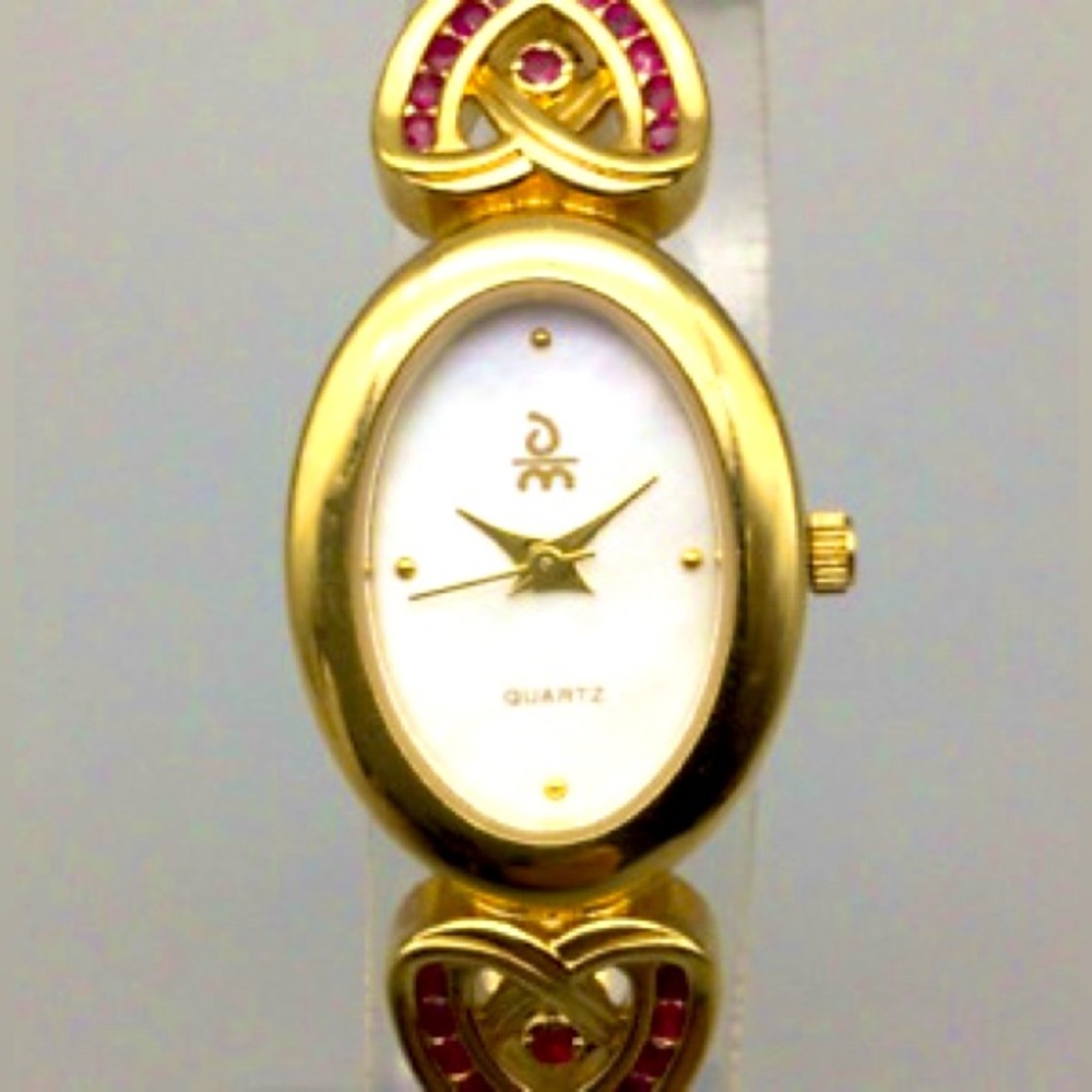 ✨🎉🔥HOST PICK!🔥🎉✨LIMITED EDITION✨’Romanced by Rubies’ Custom Gold+Ruby Watch